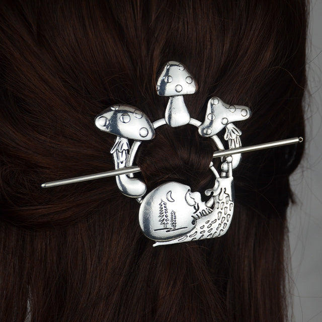Vintage Renaissance Crescent Moon Could Hair Barrette Witchy Moon Hair Stick Wiccan Hairpin Pagan Gothic Hair Wiccan Jewelry